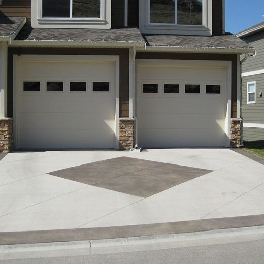Concrete driveway with a diamond feature, Kelowna