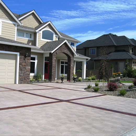 Concrete driveway, Kelowna