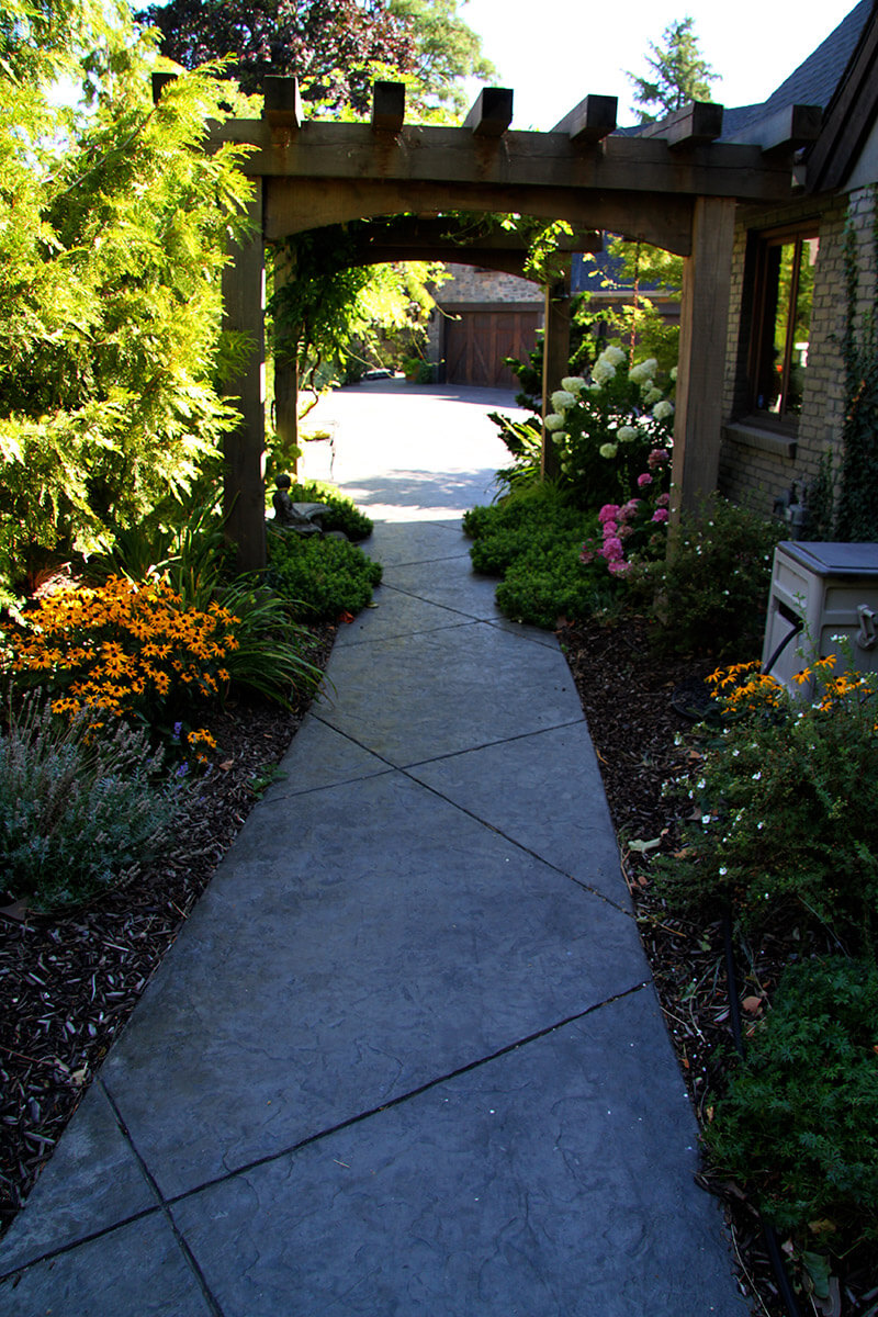 Concrete walkway, Kelowna